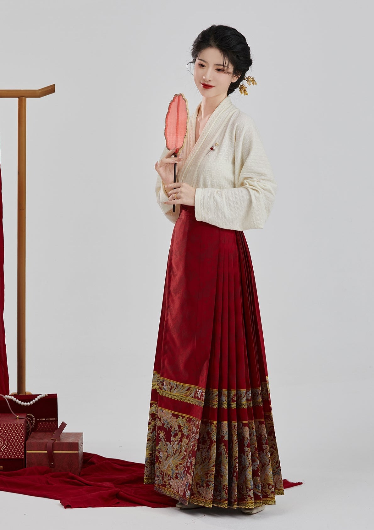 Forever Oath | Modern Bridal Ma Mian Skirt (缔结)