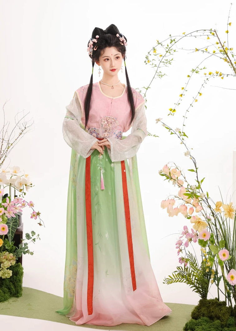 Summer Breeze | 2-Piece Plus Summer Hanfu (知夏)