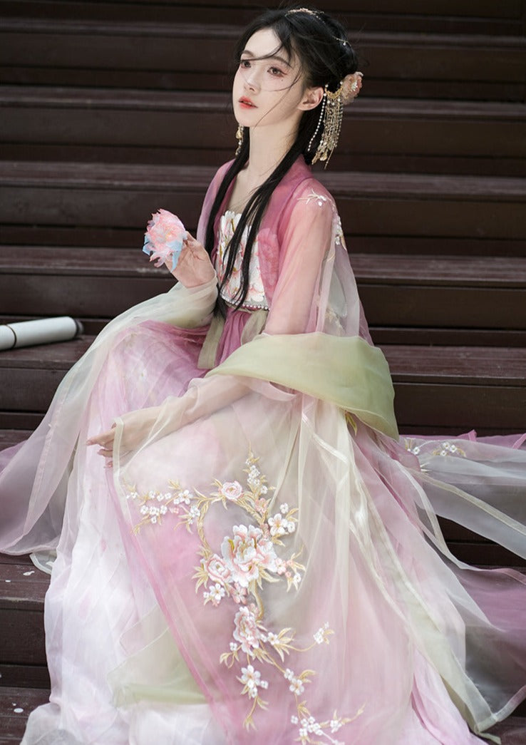 Faint Aroma | Tang Embroidered Hanfu (浮香绕曲)