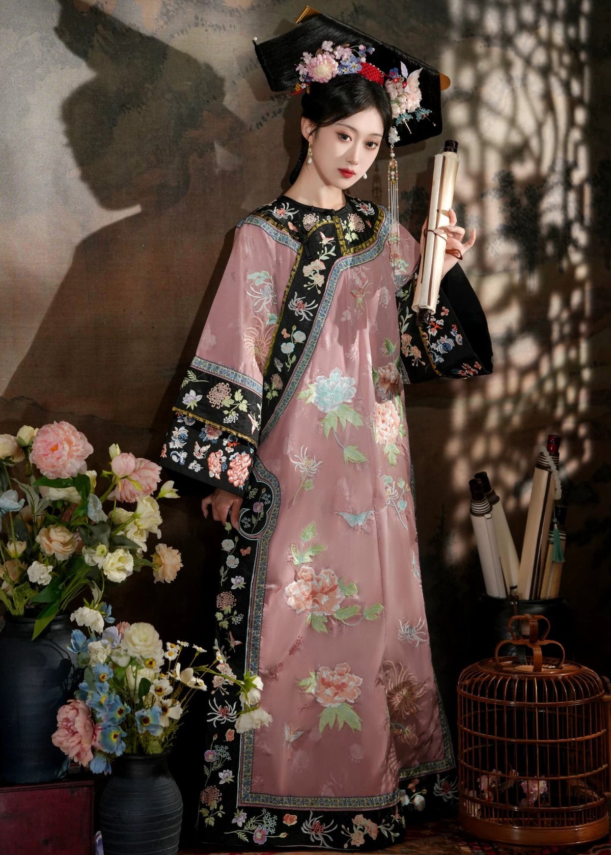 Sister Mei | Qing Manchu-style Embroidered Robe (眉姐姐)