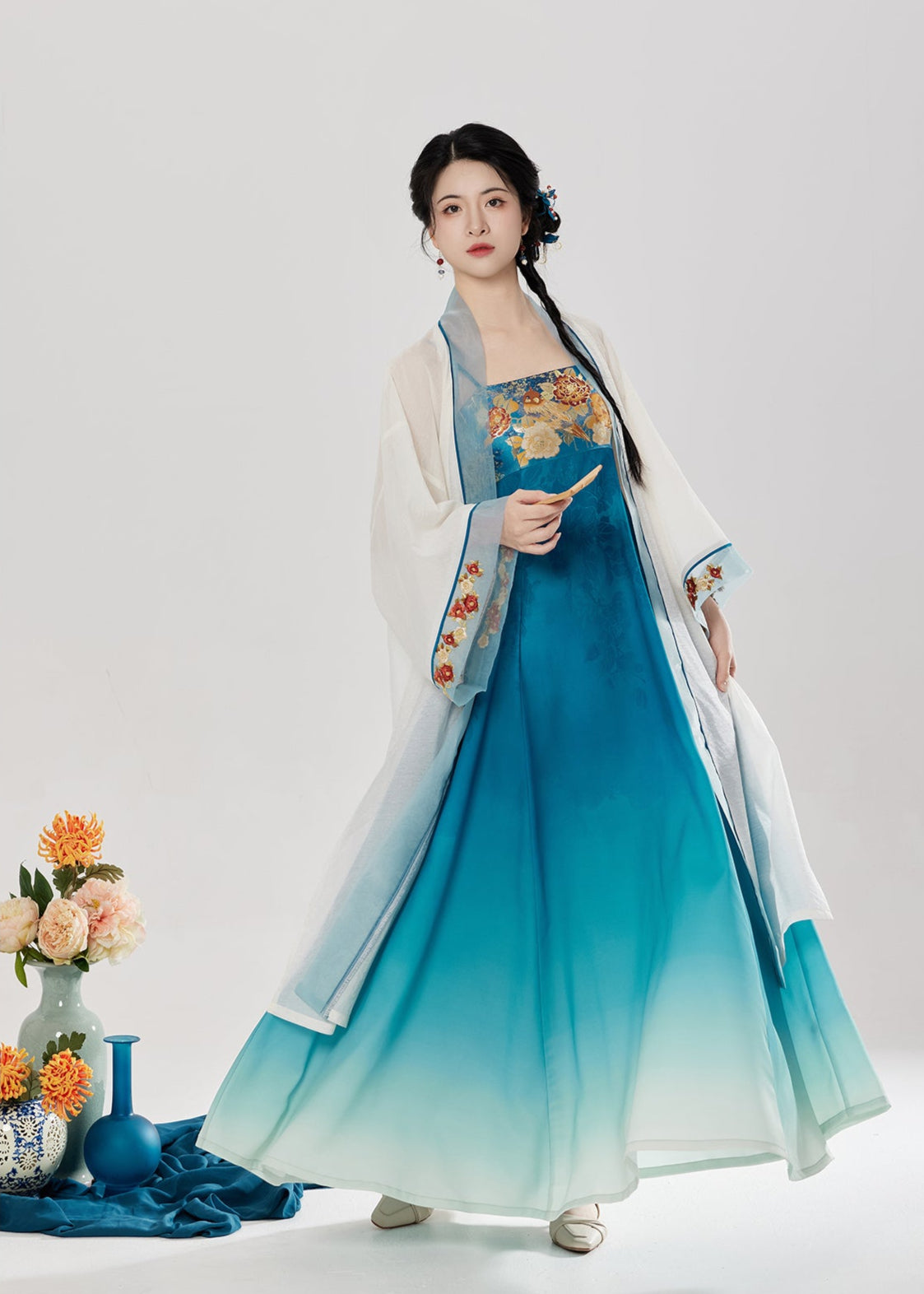 Camellia Parrot | Modern 2-Piece Set (山茶鹦鹉)