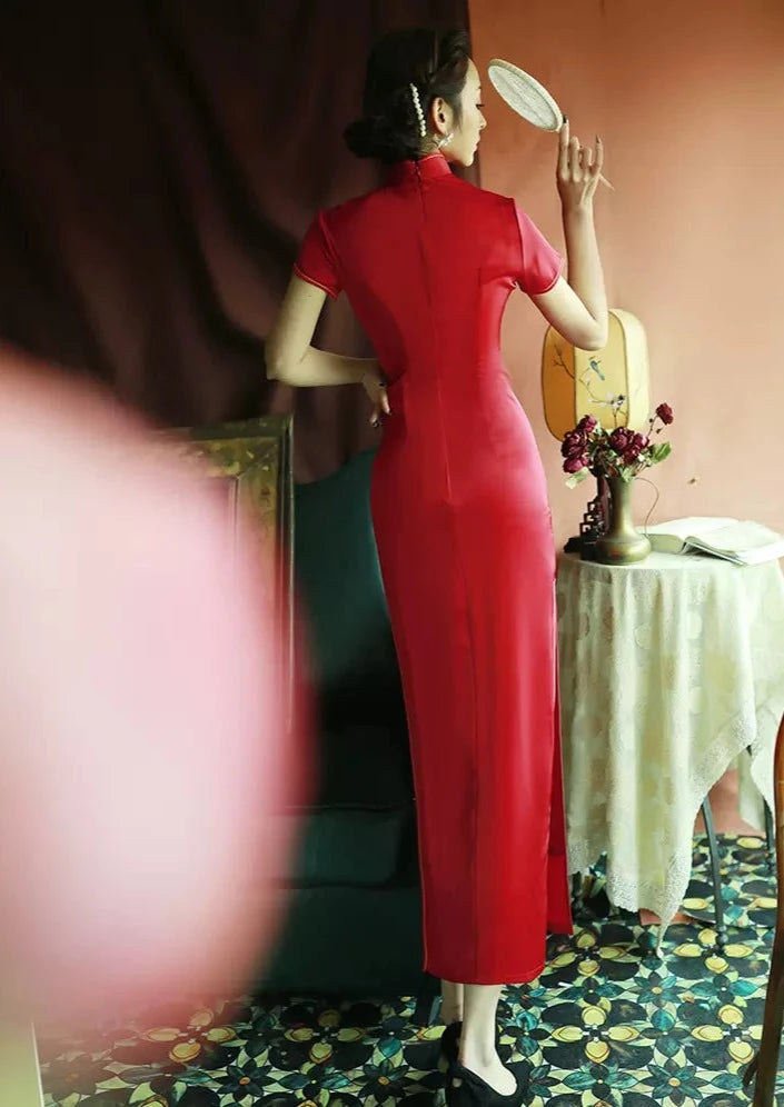 Crane | Red Qipao Dress (仙鹤)