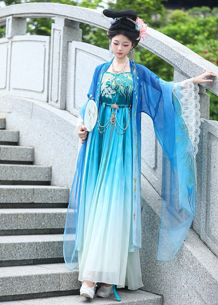 Soaring Peacock | 4-Piece Plus Set (孔雀飞)