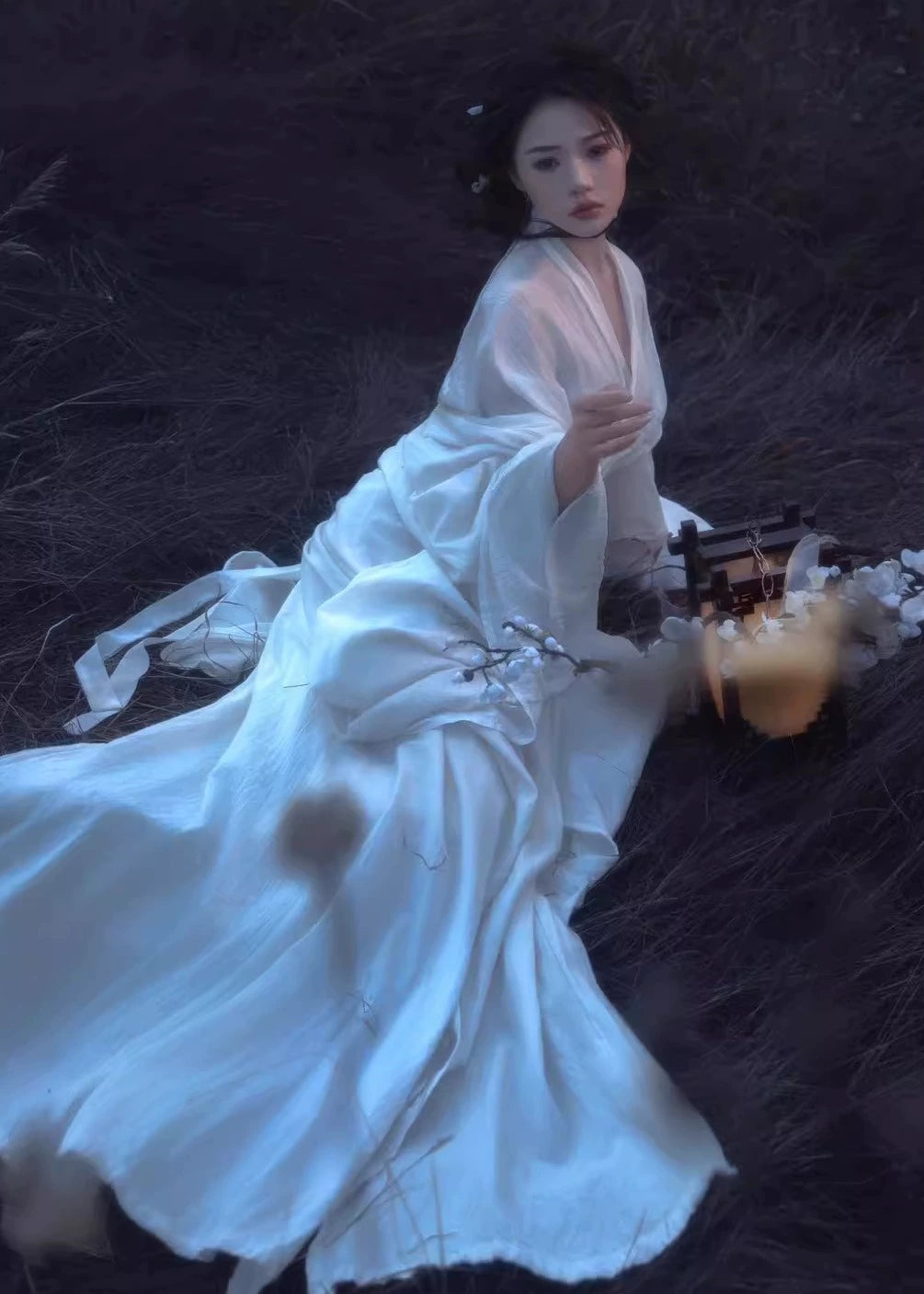 Missing Heart | Han Dynasty Linen Hanfu (戚戚忧思深)