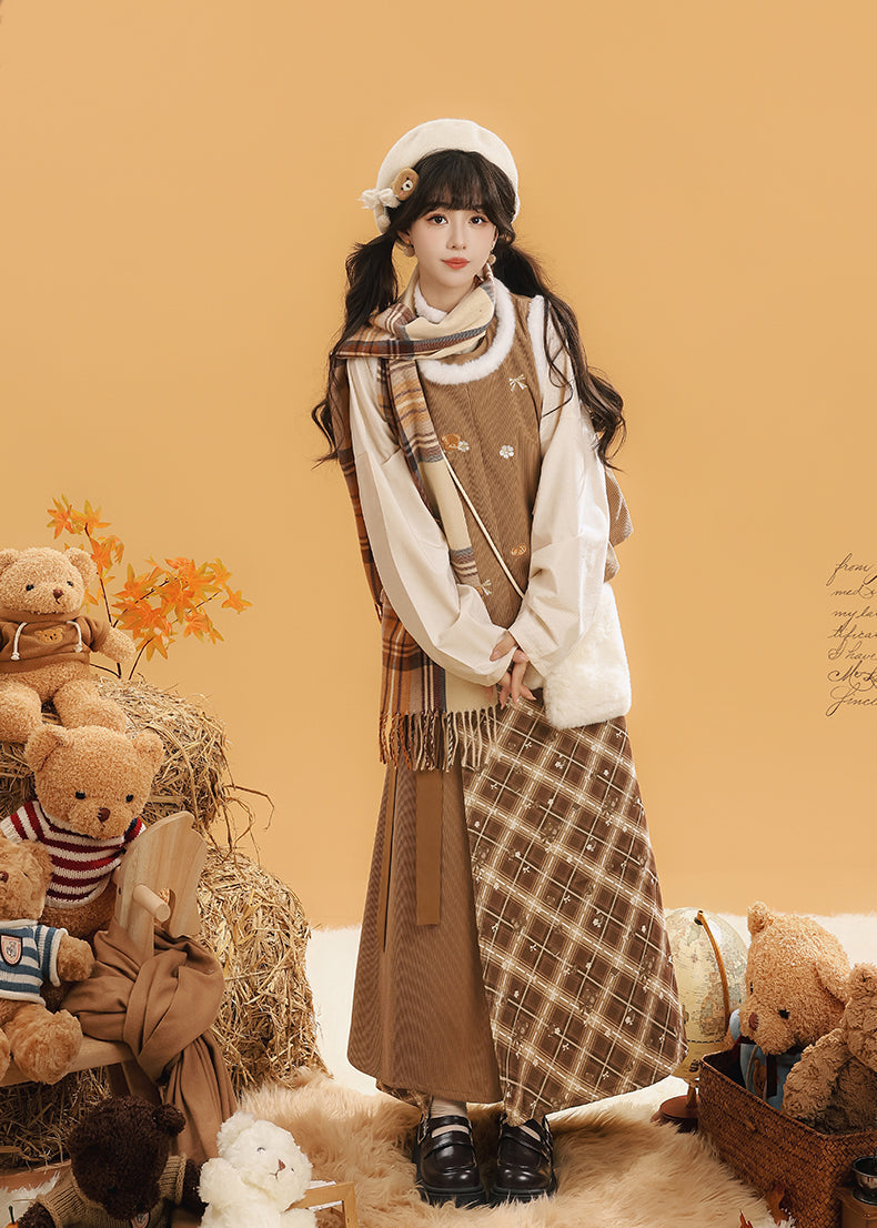 Dream Island | Modern 2026 New Year 5-Piece Set (梦织岛)