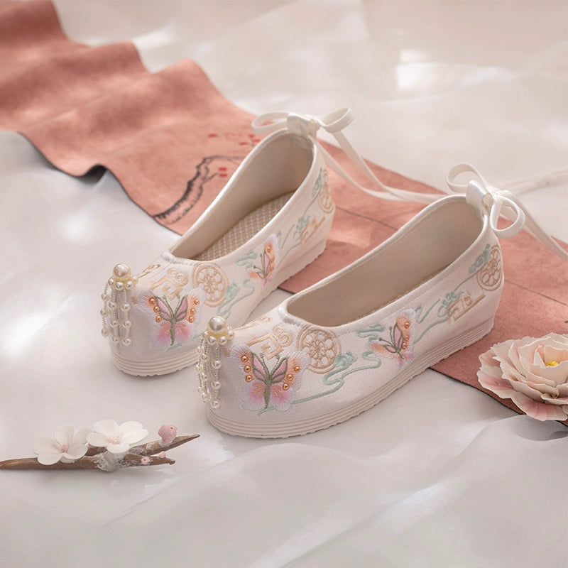 Tassel Charm | Embroidered Shoes(知穗）