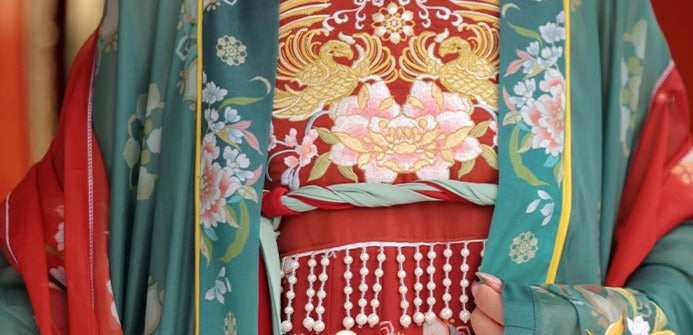 Tang Palace | 3-Pieces Embroidered Hanfu (唐宫花色)