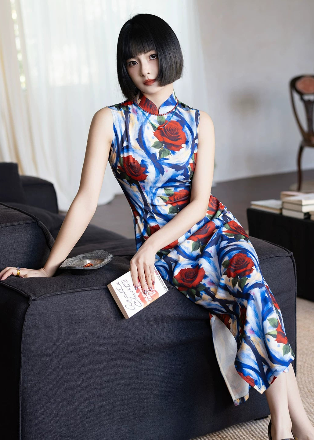 Kisses Everywhere | Rose Modern Qipao (处处吻)