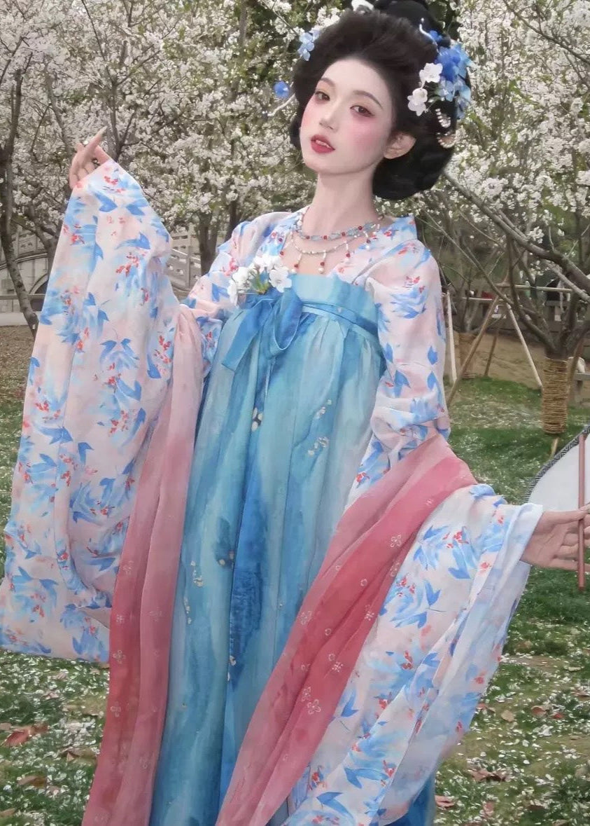 Blue Enchantress | 3-Piece Plus Hanfu (蓝色妖姬)
