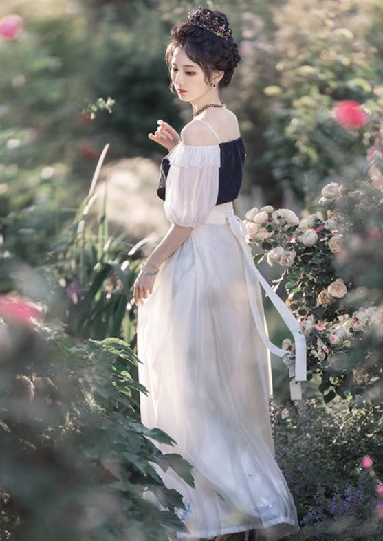 Garden Rabbit | Modern Puff Sleeves Dress (花间兔)