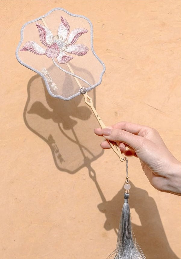 Valley Lily | 4-Colors Embroidered Fan
