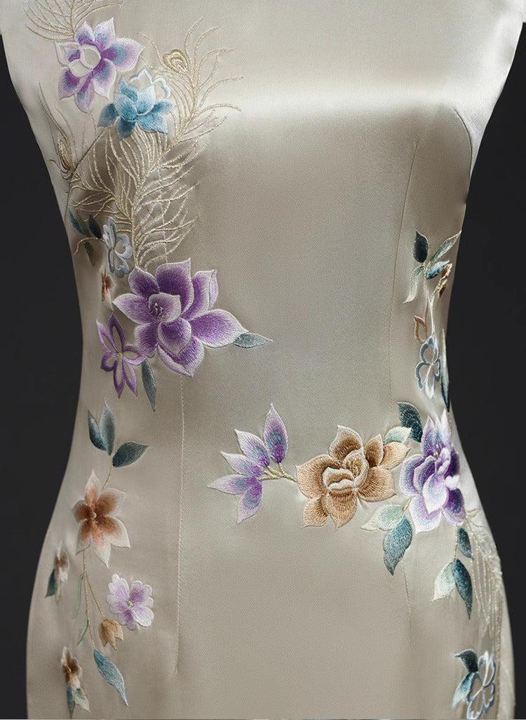Gardenia | Silk Champagne Custom Made Qipao (花想容)