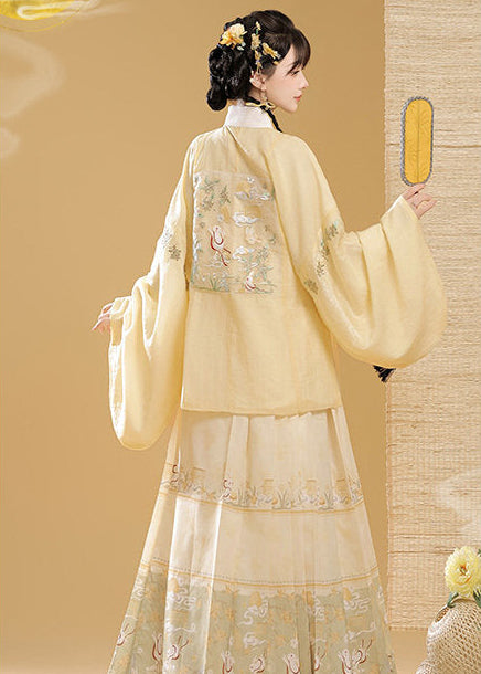 Osmanthus Rabbit | 2-Piece Embroidered Plus Hanfu (桂花兔)