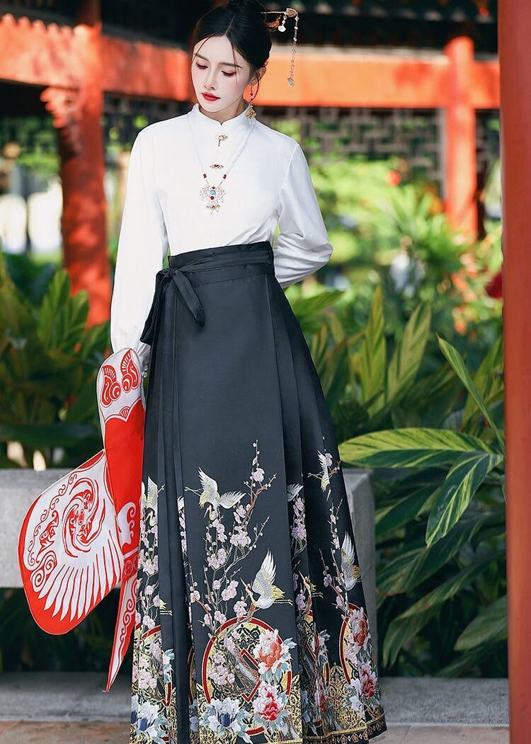 Crane Dance | 2-Piece Plus Ma Mian Skirt Set (鹤舞)