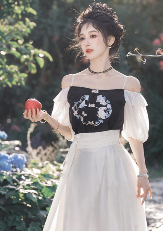 Garden Rabbit | Modern Puff Sleeves Dress (花间兔)