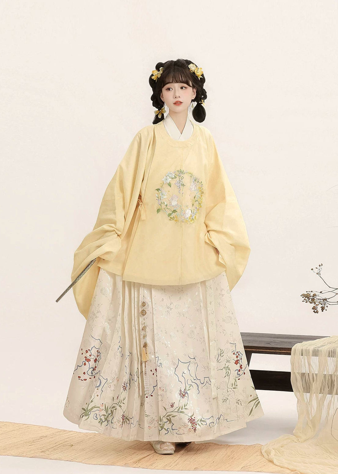Moonlight Flower | 3-Piece Printed Hanfu (月下花眠)