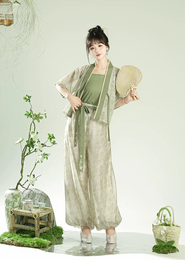 Little Jasmine | 3-Piece Plus Pants Hanfu (小茉莉花)