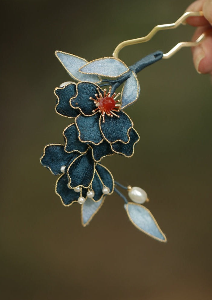 Blue Lotus | Fabric Floral Hairpin (蓝莲花)