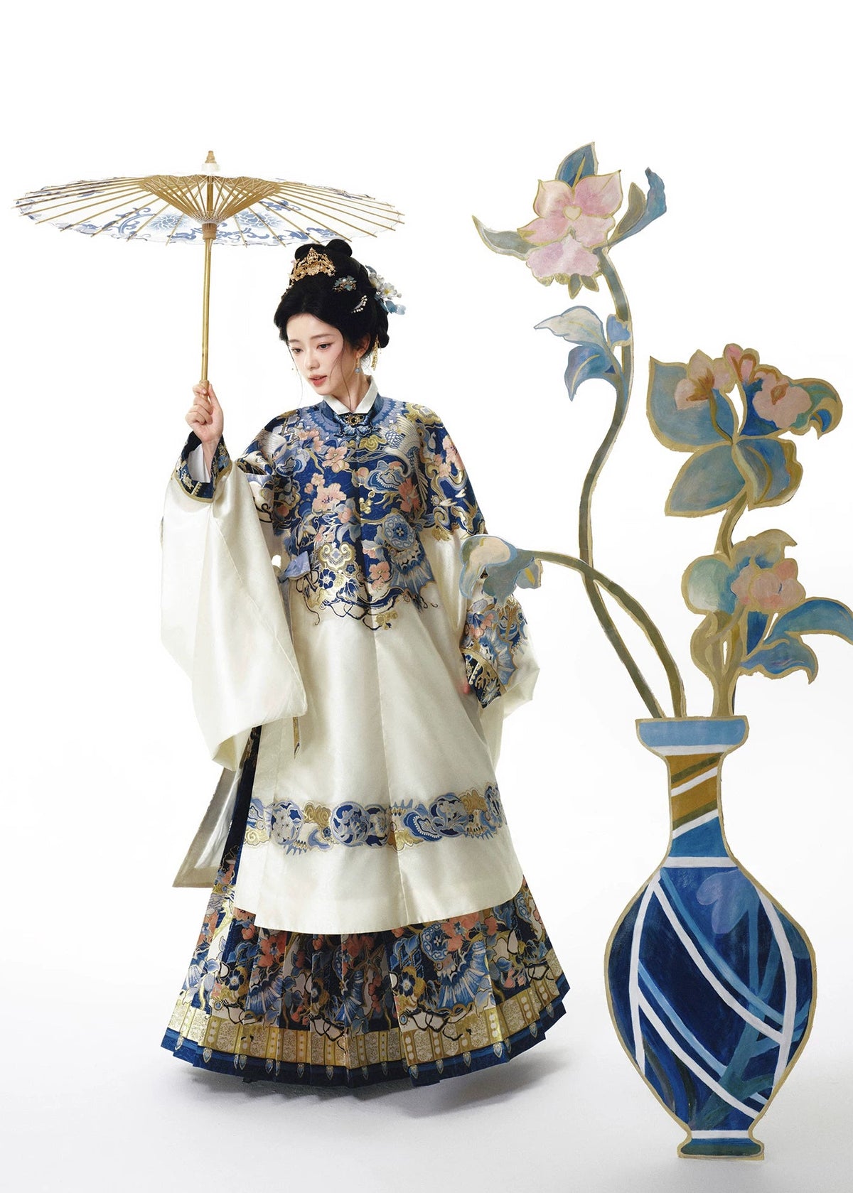 Alive | 2-Piece 2026 New Year Hanfu (万物生)