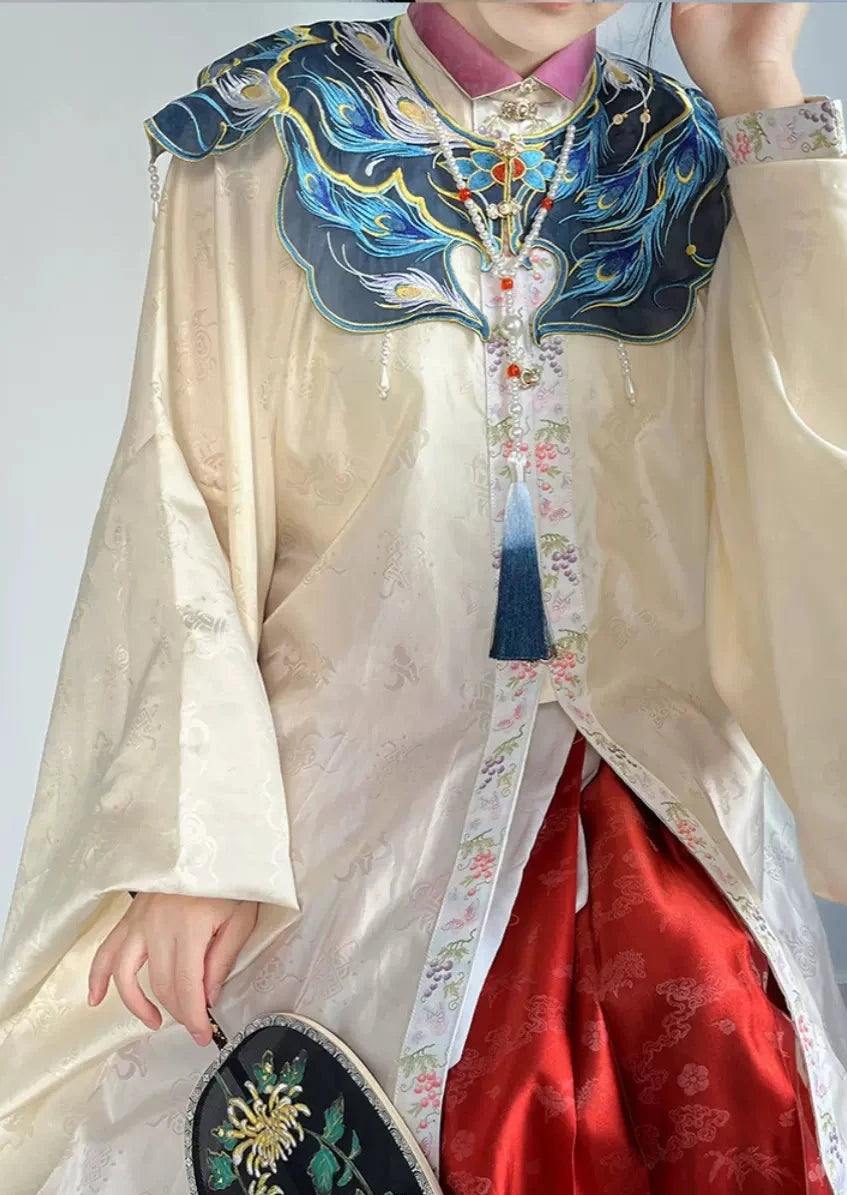 Peacock | Embroidered Cloud Collar