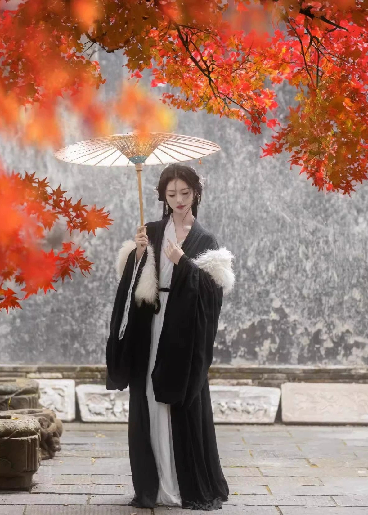 Missing Heart | Han Dynasty Linen Hanfu (戚戚忧思深)