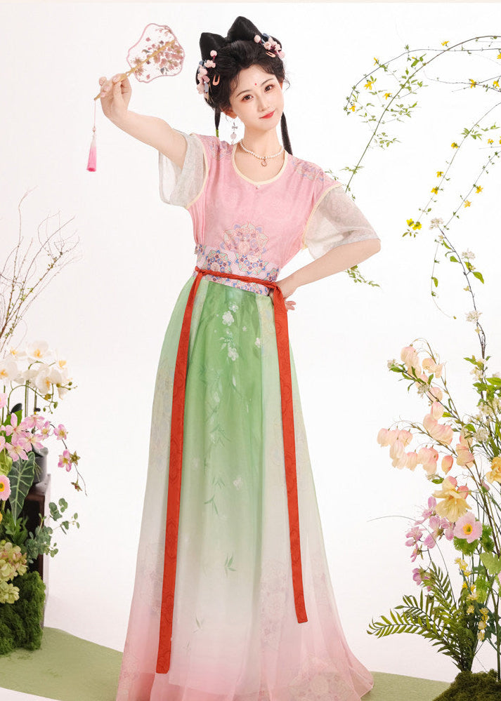 Summer Breeze | 2-Piece Plus Summer Hanfu (知夏)