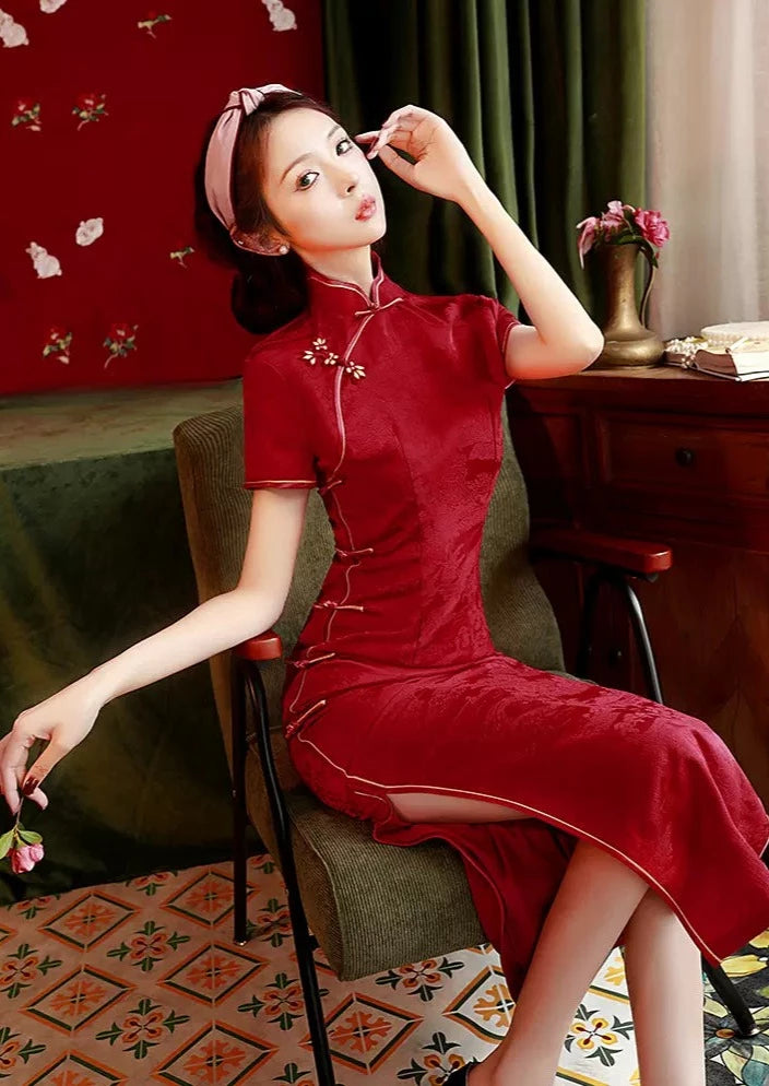Wine Beauty | Red Qipao Dress (酒色佳人)