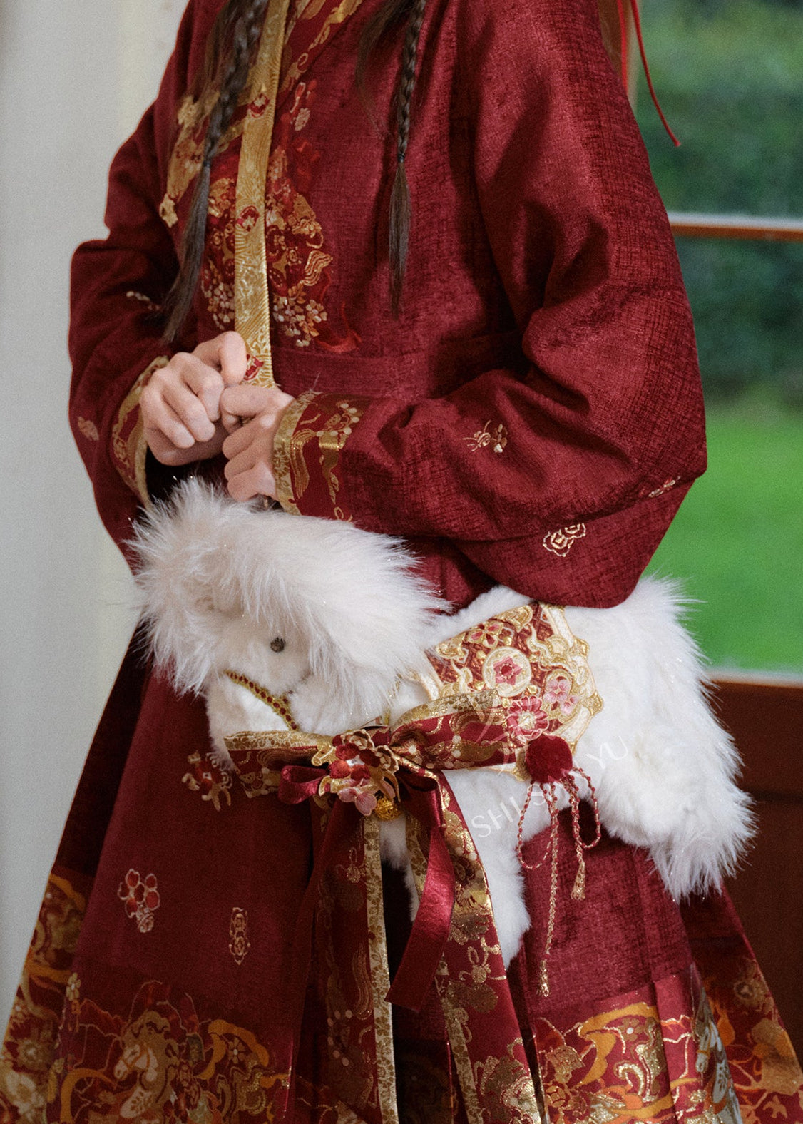 White Horse | 2026 New Year Faux Fur Purse (白马嘉岁)