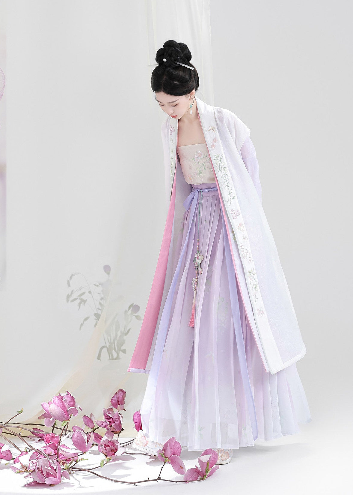Early Summer | 3-Pieces Embroidered Set (初夏)