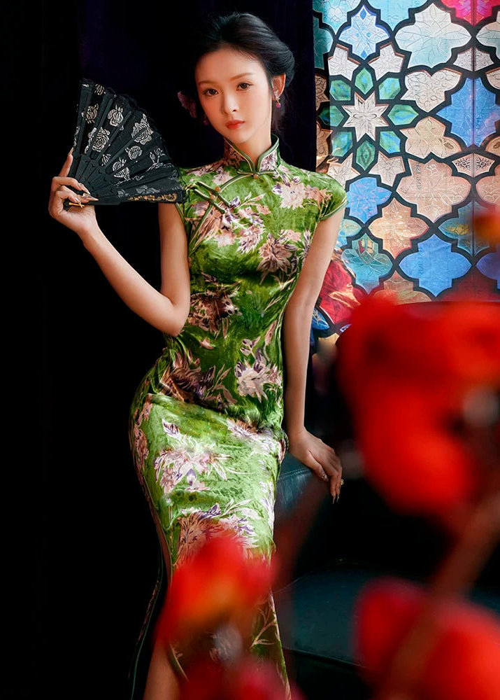 Emerald Blossom | Vintage Velvet Qipao (翠影繁花)