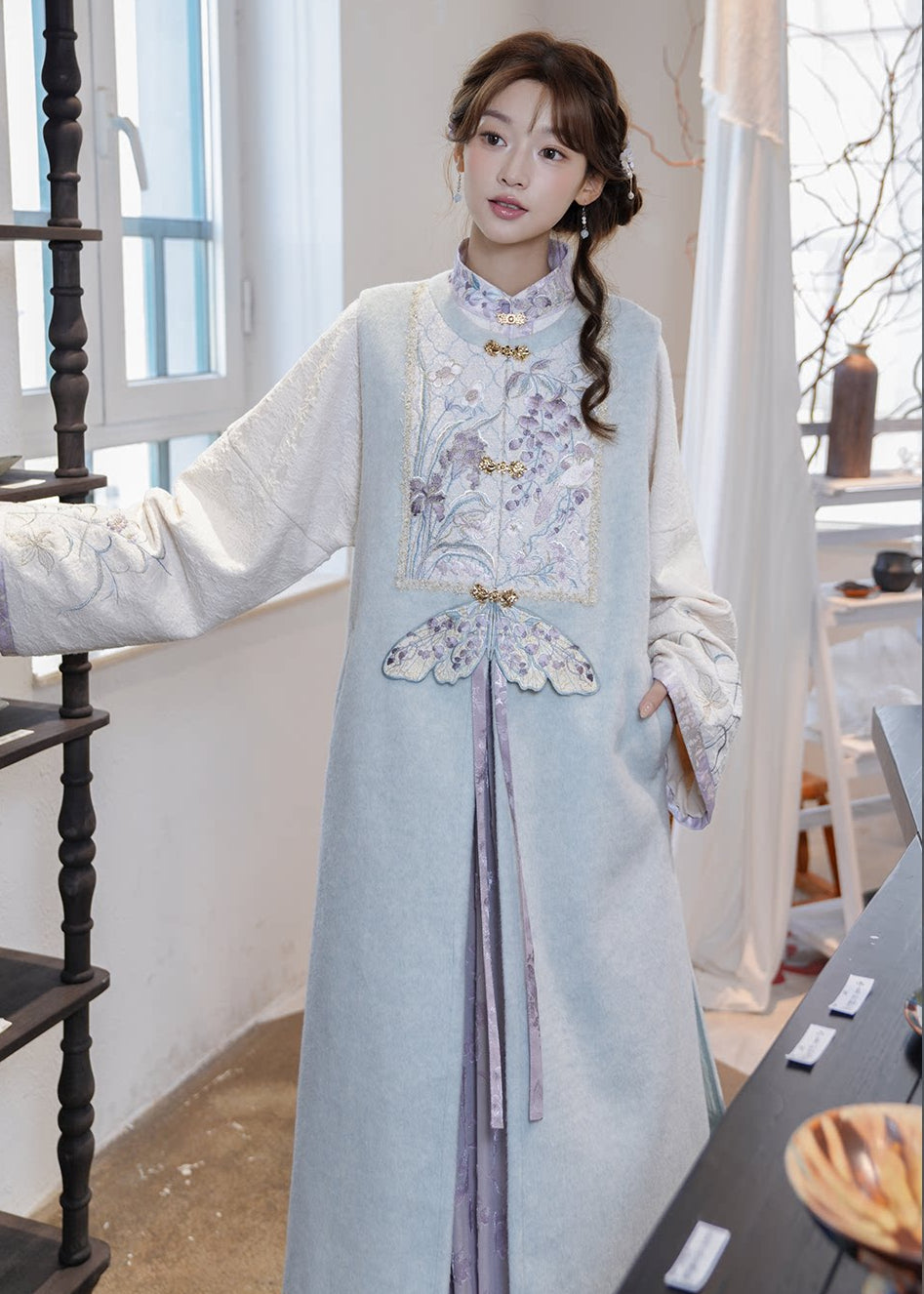 Snowbound Melody | 3-Piece 2027 New Year Hanfu (画弦雪)