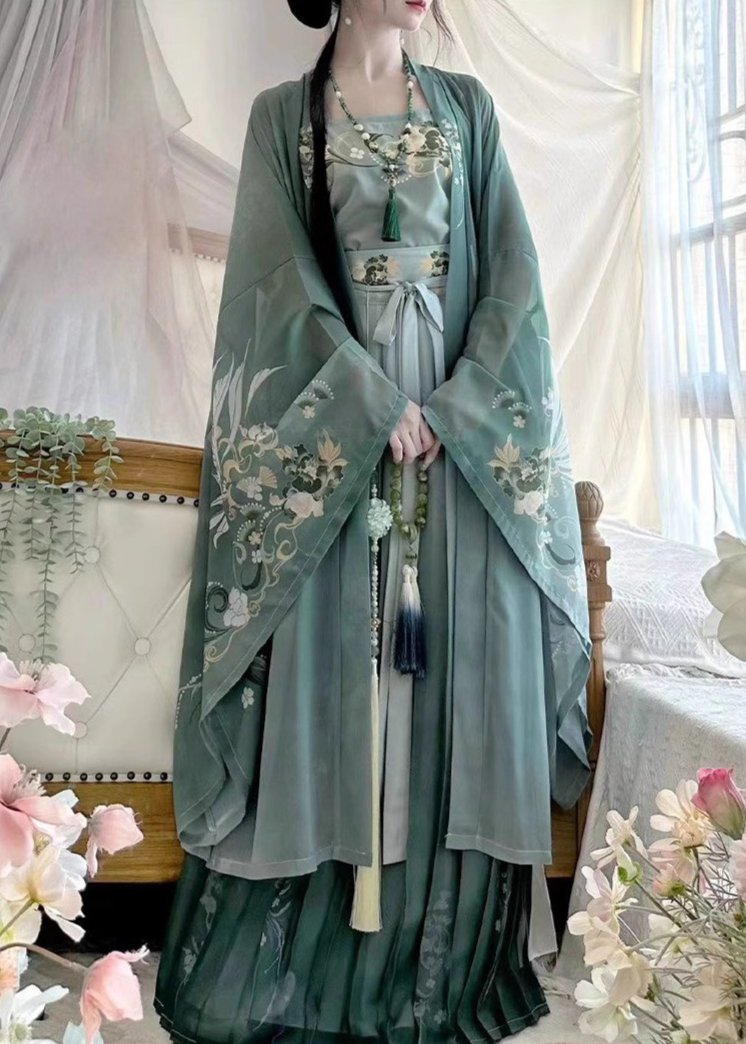 Nube de jade | Hanfu de 4 piezas más (碧云)