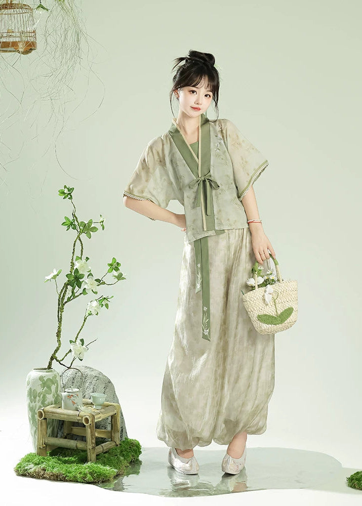 Little Jasmine | 3-Piece Plus Pants Hanfu (小茉莉花)
