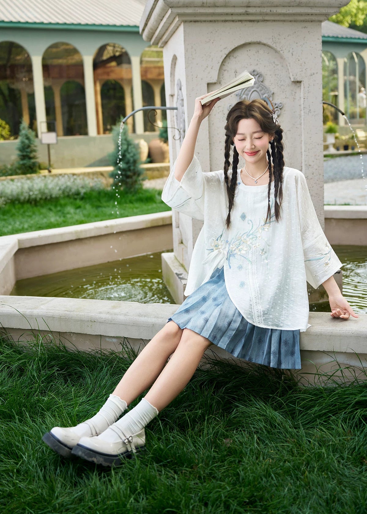 Wind's Embrace | 2-Piece Summer Modern Chinese Style Hanfu (眷风)