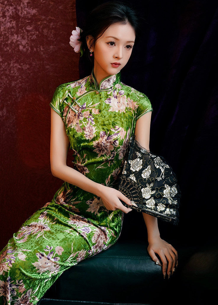 Emerald Blossom | Vintage Velvet Qipao (翠影繁花)