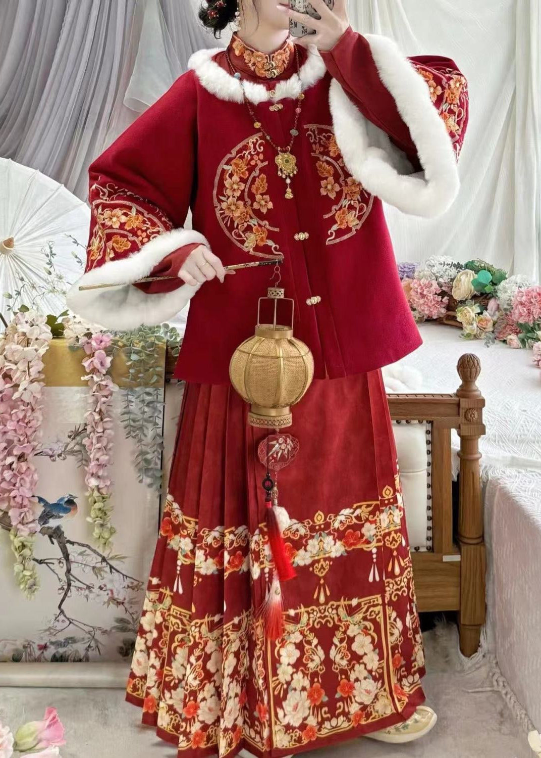 Scarlet Steed | 3-Piece Plus Hanfu (赤焰骏驰)