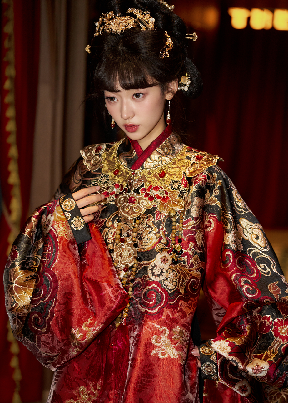 Serpiente espiritual | 4 piezas 2025 Año Nuevo Ming Hanfu (灵蛇守岁)