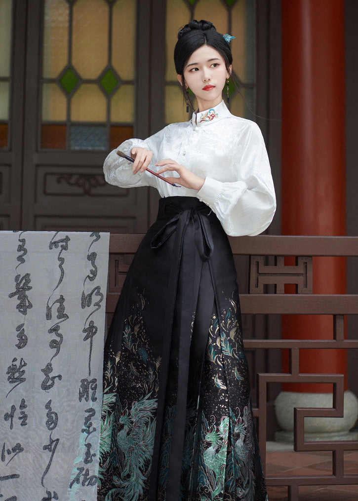 Little Jade | Plus Embroidered Ma Mian Skirt Set (点翠)