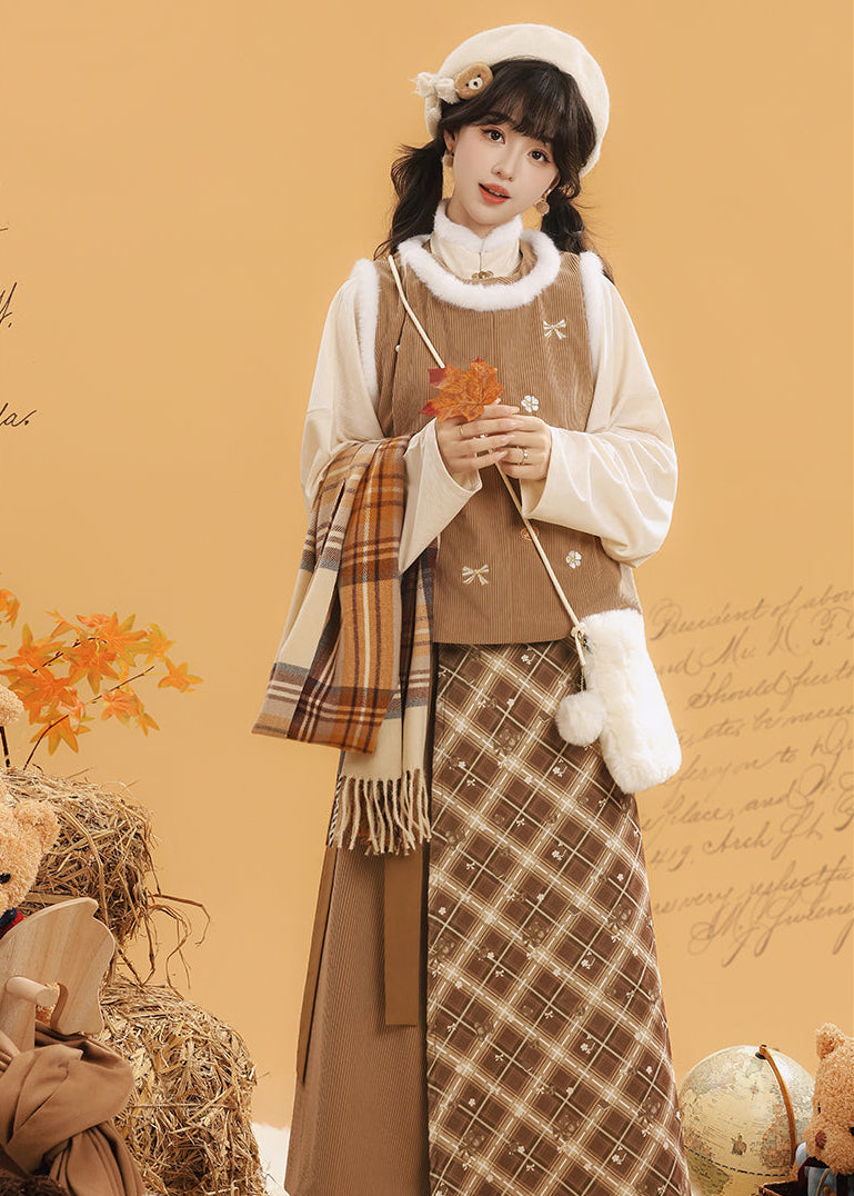 Dream Island | Modern 2026 New Year 5-Piece Set (梦织岛)