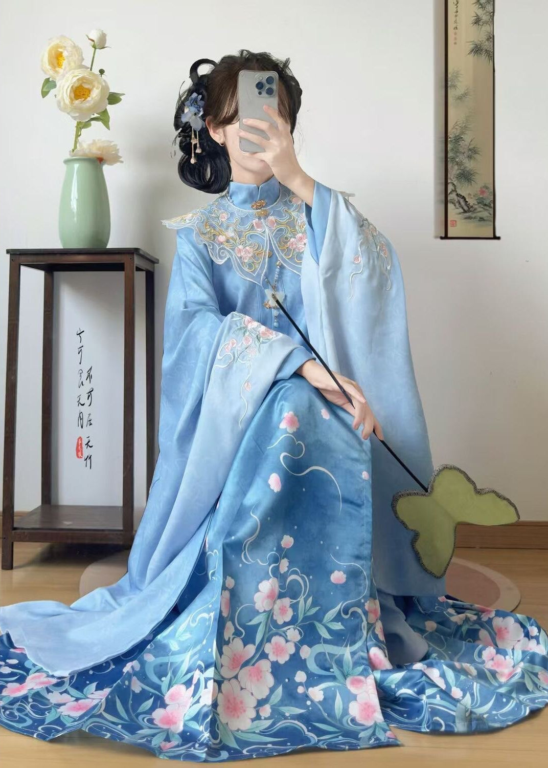 Butterfly Dance | 3-Piece Embroidered Plus Set (苍竹)