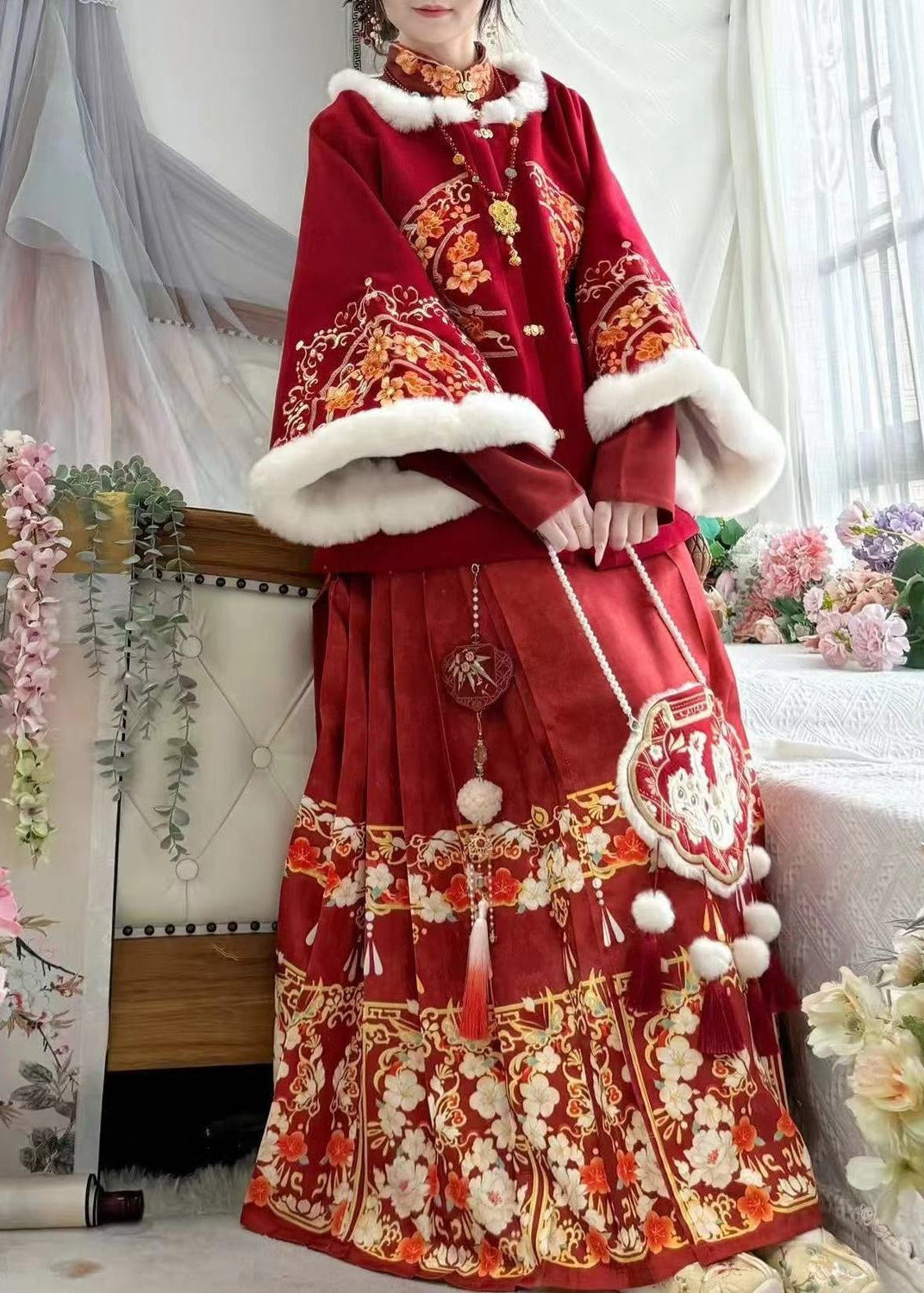 Scarlet Steed | 3-Piece Plus Hanfu (赤焰骏驰)