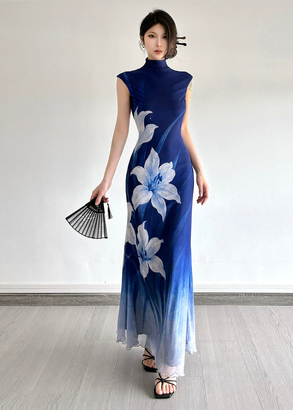 Orchid Pavilion | Maxi Modern Sleeveless Qipao (兰亭)