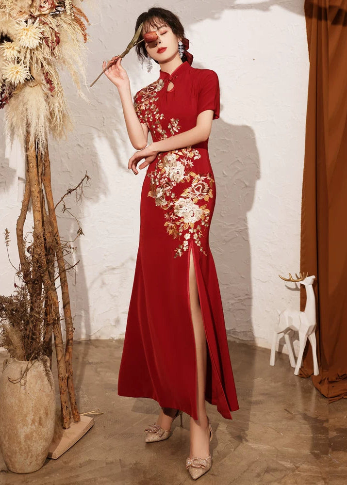 Yong Hua | Embroidered Wedding Bridal Qipao (雍华)