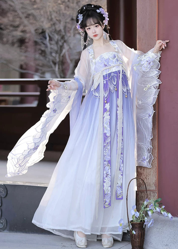Wisteria Dream | 4-Piece Embroidered  Hanfu (芳华)