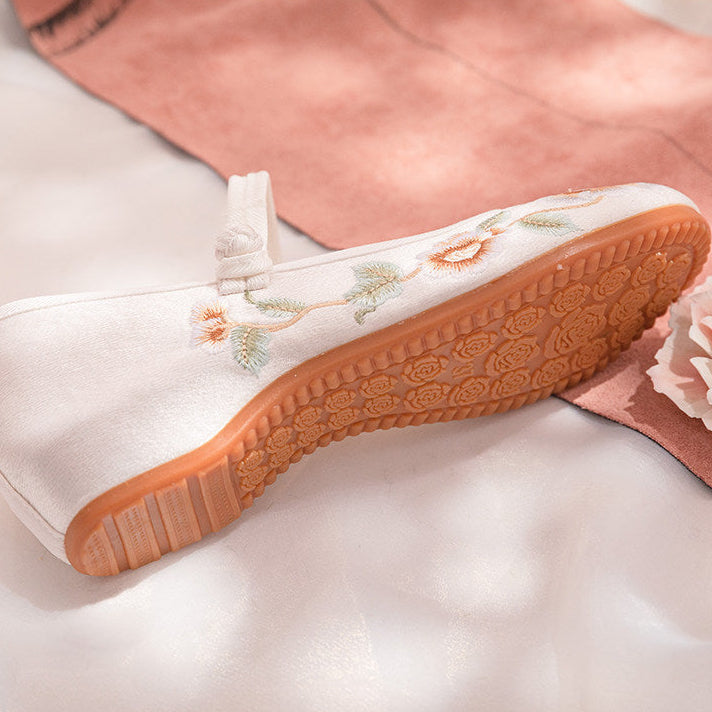 Flower Bouquet | Embroidered Shoes (花束子）