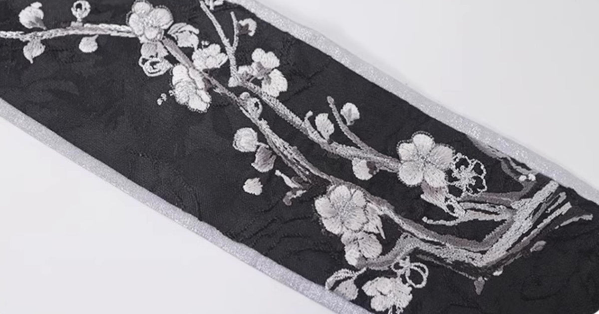 Plum Ode | 4-Pieces Modern Pants Set (梅花词)