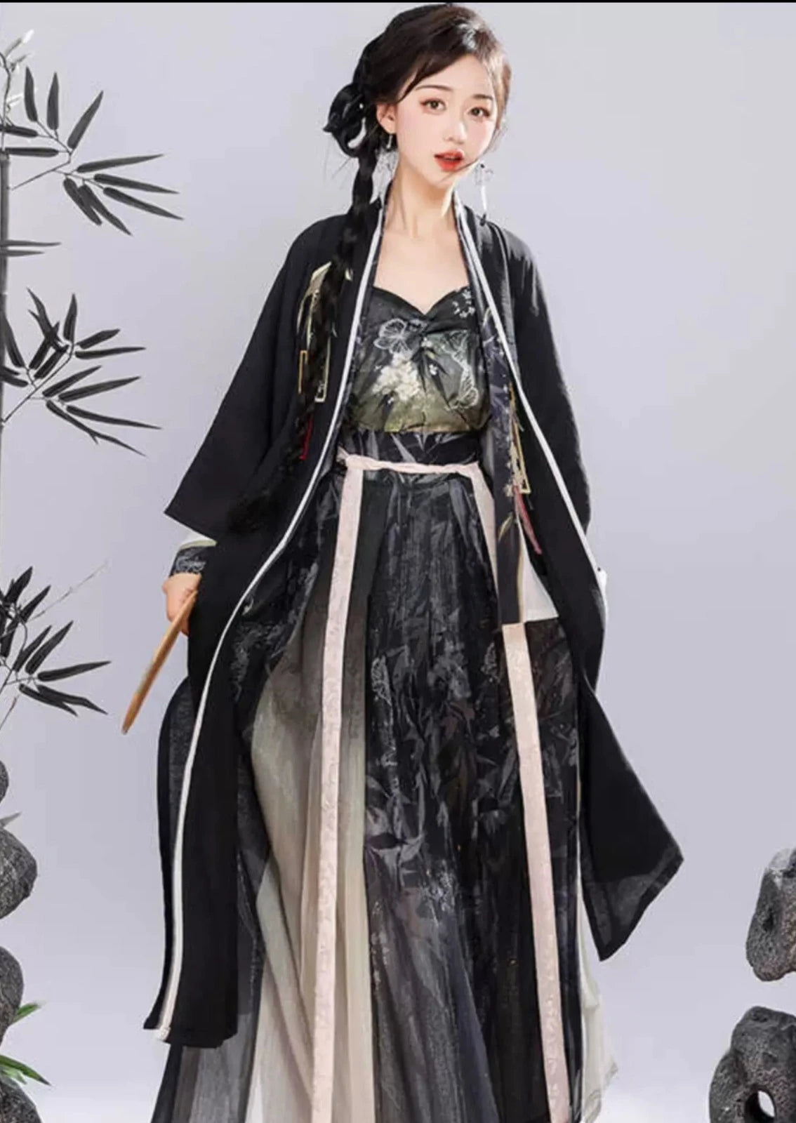 Ink Whispers | 4-Pieces Hanfu Set (墨客)