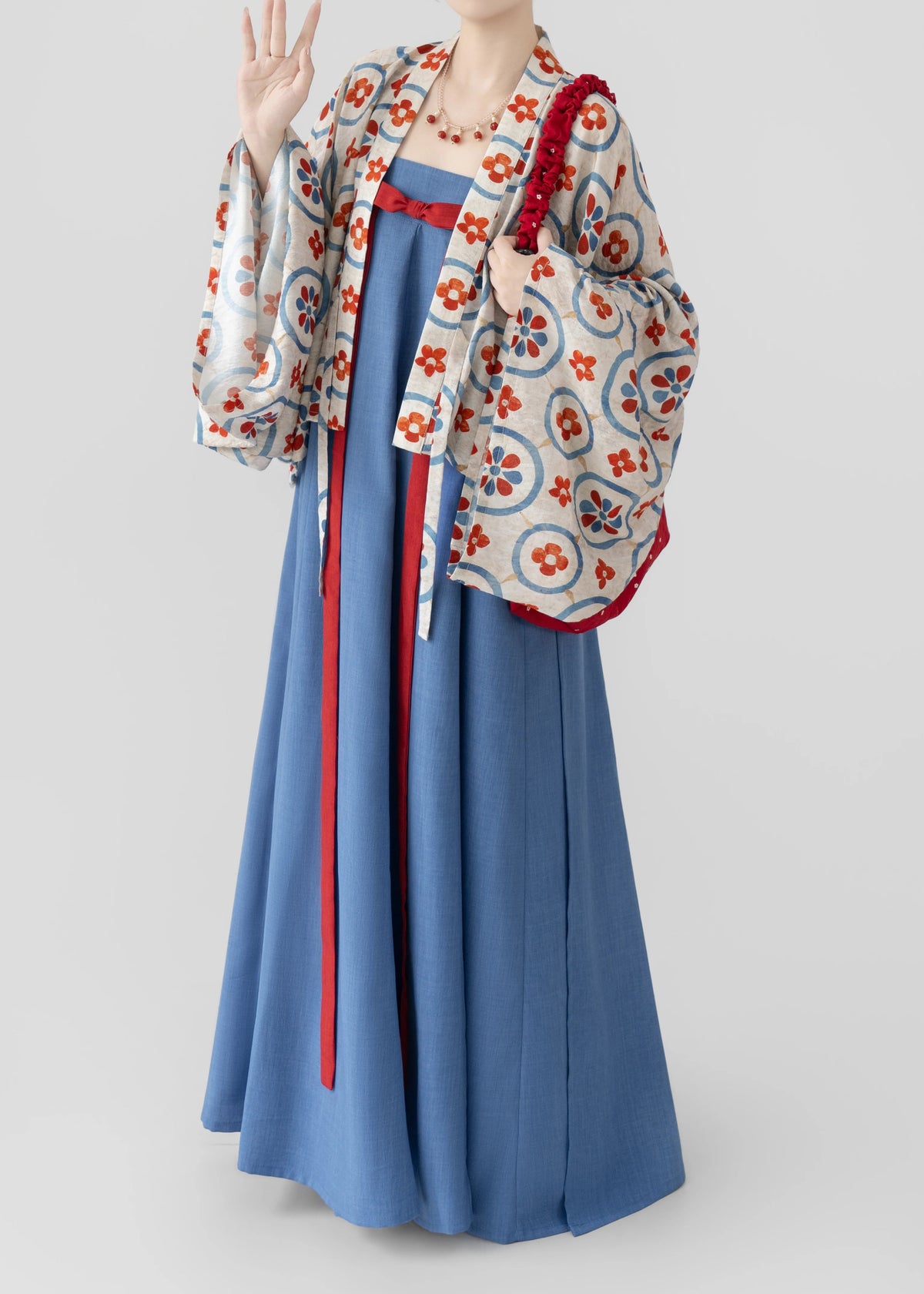Pear Snow | 2-Piece Plus Hanfu (梨雪)