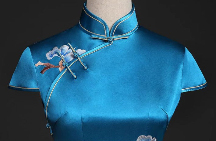 Magnolia | Silk Custom Made Qipao (宝玉兰)