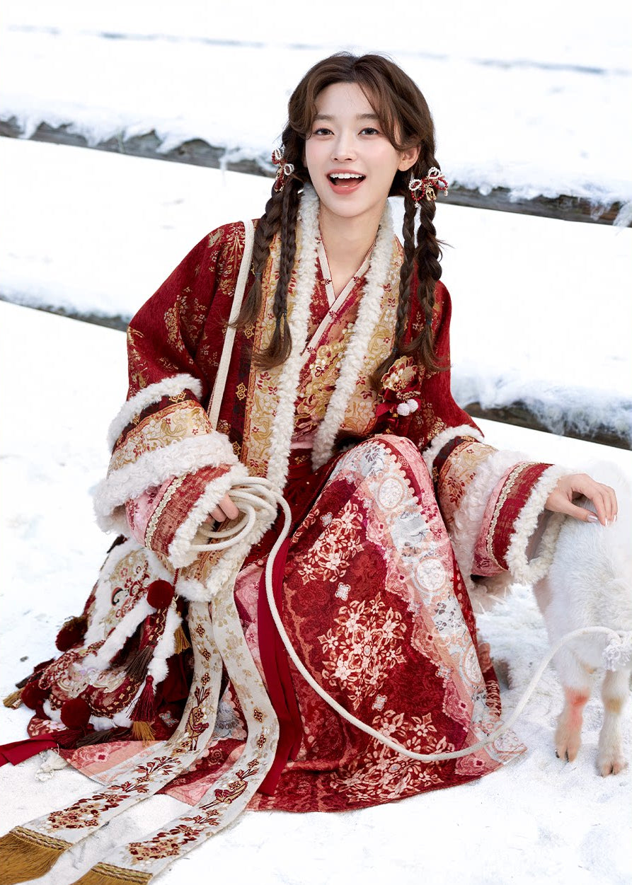 Serpiente espiritual | 4 piezas 2025 Año Nuevo Ming Hanfu (灵蛇守岁)